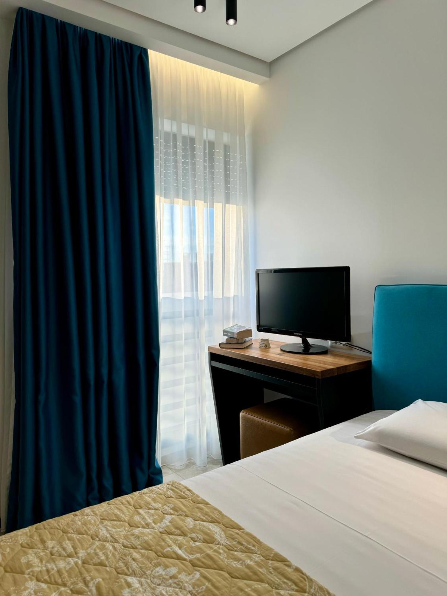 "Superattico" - Central Tirana Gorgeous Penthouse, Free Parking Extérieur photo